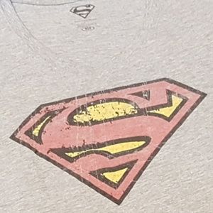 🤑 2/$30 🤑 Superman Grey Graphic T-shirt